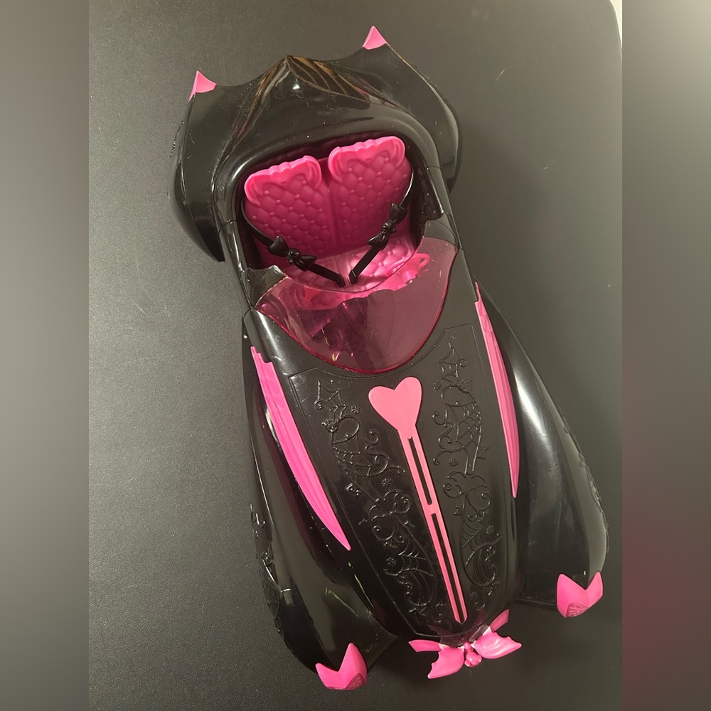 Monster high car